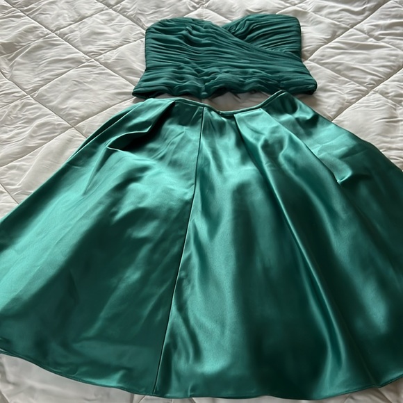 Vintage Melinda Eng Designer Emerald Green Silk And Satin ShortParty Dress Siz 4 - Picture 3 of 17